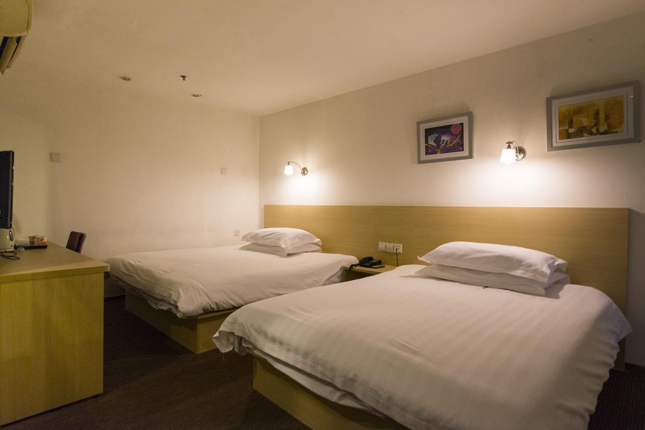 Motel Chongqing Jiefangbai Hongyadong Pedestrian Street Eksteriør billede